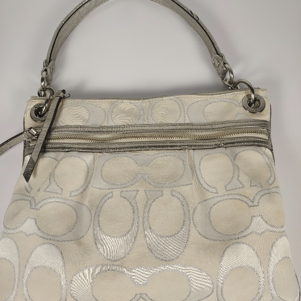 Coach Canvas LOGO Cream Silver Women's Shoulder Bag No A1293-19131